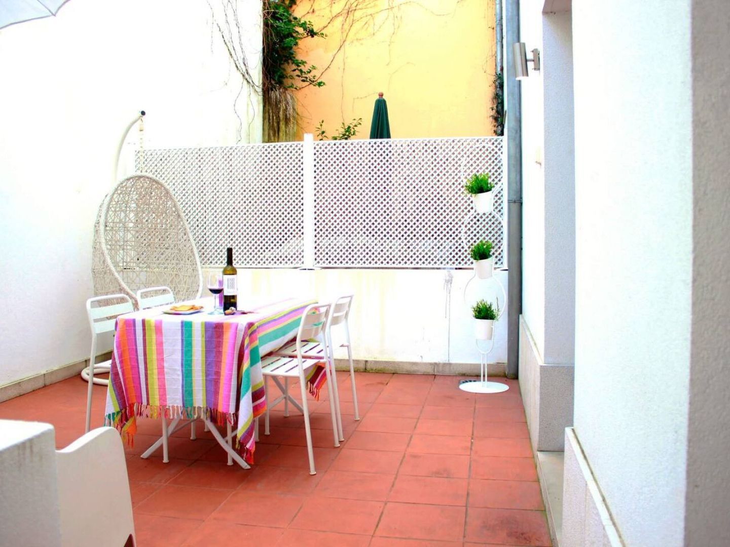 Joivy Modern 1-Bed Apt With Terrace, Moments From Sao Bento Palace Lissabon Exterior foto