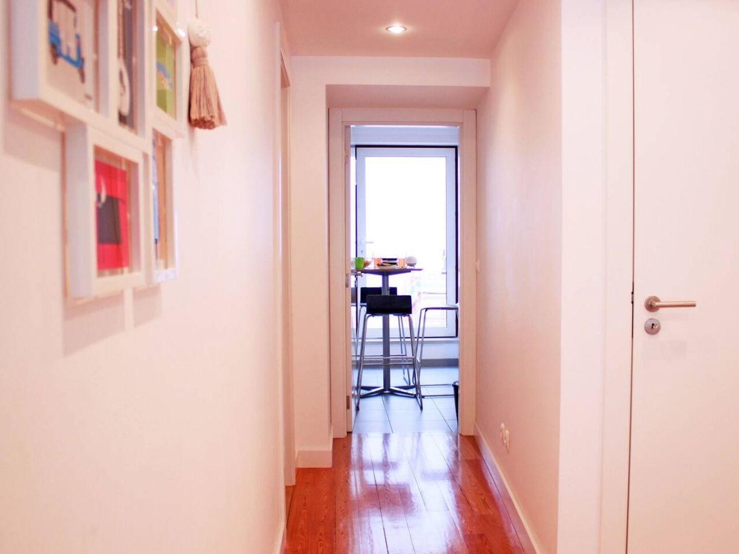 Joivy Modern 1-Bed Apt With Terrace, Moments From Sao Bento Palace Lissabon Exterior foto